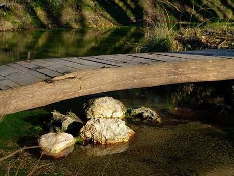 Les Fontaines rouges