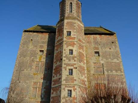 La nuit des églises - Visite de la Grand Maison de Saint-Laurent-en-Gâtines