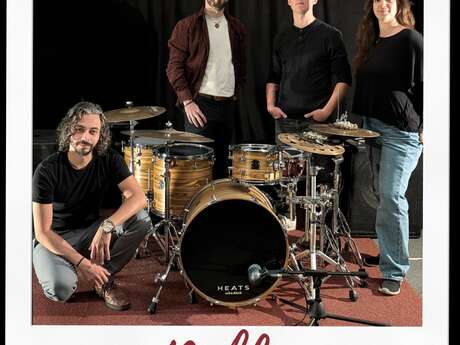 POLLY "LA FILLE ILLUSTREE"