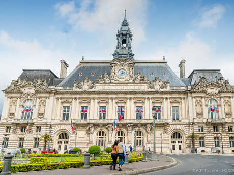 Visite de l'hôtel de ville de Tours