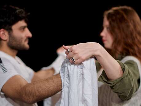 Pièce à vivre (sortie de résidence) Pièce à vivre (sortie de résidence)