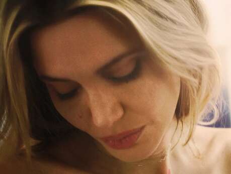 Coutures à l'affiche