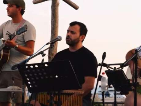 Soirée Corse avec le groupe Terra Mea à L'Infini Plage