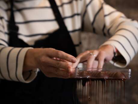 RÉALISEZ UNE DOUCEUR DE NOËL AVEC LE CHEF PÂTISSIER ANTHONY BARRALON