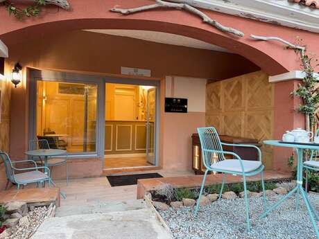 B&B LES CAPITAINERIES