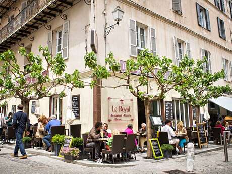 LE ROYAL