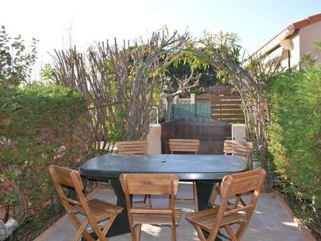 Confortable villa deux pièces avec mezzanine pour 6 personnes à Port Leucate. Réf: 1MPL_126