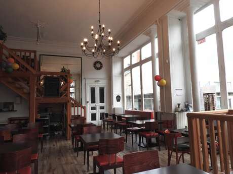 Le Grand Café