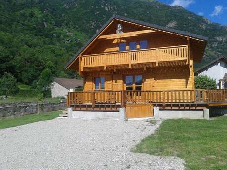 Chalet "Riviera" 8 personnes à Orlu