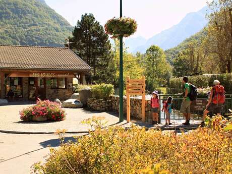 Camping Municipal " Les Ioules"