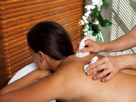 the wellness area of bains du couloubret