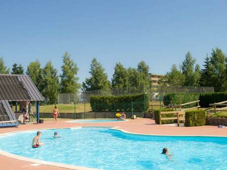 Piscine de plein air à Bonascre station Ax 3 Domaines