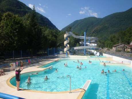 Piscine de plein air à Aston