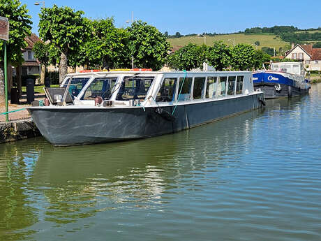 Bateau promenade - Billebaude 3333