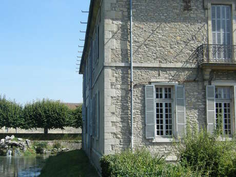 Château de Serrigny