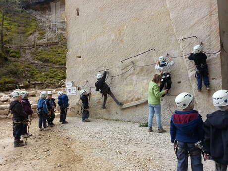 La Grotte de Champ Retard - Parcours aventure sur rocher