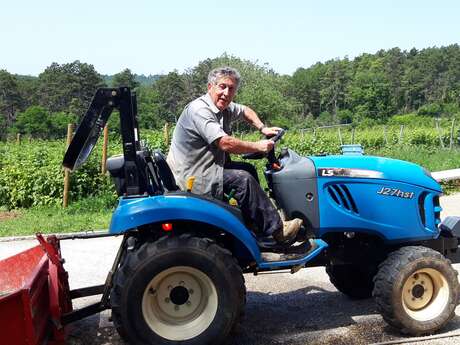 Le Clos de la Belle Chatelaine : Découvrir la Permaculture et déguster le vin du clos