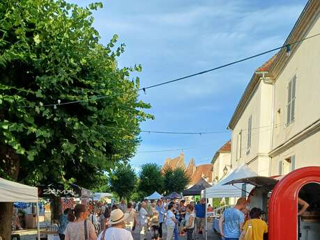 Marché nocturne