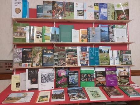 À la découverte de la bibliothèque de la SHNA - Journées Européennes du Patrimoine À la découverte de la bibliothèque de la SHNA - Journées Européennes du Patrimoine