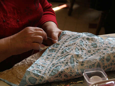 Festival de dentelle et broderie