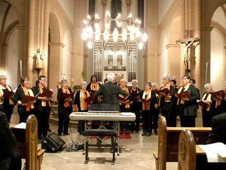Tutti Canti en concert à Charcenne