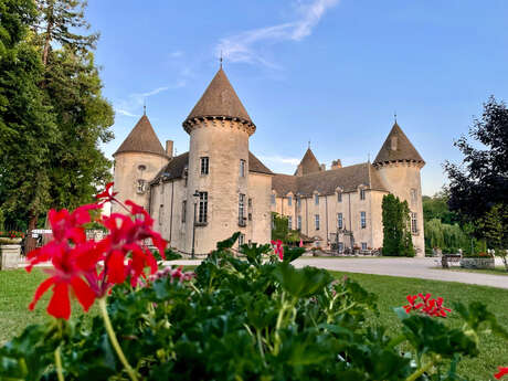 Château de Savigny - Musée de la moto, de l'aviation et de la voiture de course