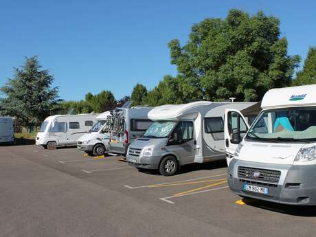 Aire de service pour les camping-cars