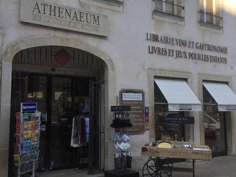 Vignobles en scène : rendez-vous « Vins et Théâtre » à l'Athenaeum de la Vigne & du Vin à Beaune