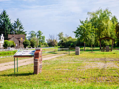 Sentier d'interprétation de la tranchée du canal