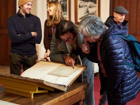 Hôtel-Dieu - Hospices de Beaune
Programmation 2025 - HUMANITÉ
Patrimoine vivant - Ateliers