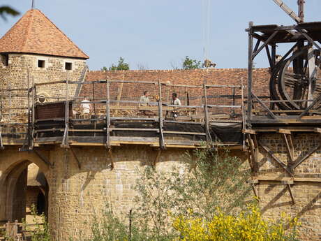 Guédelon, nous bâtissons un château fort