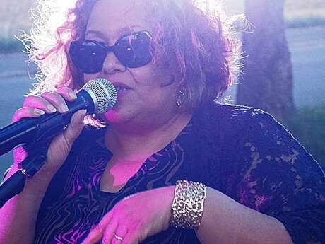 Apériféérie : concert Mama White