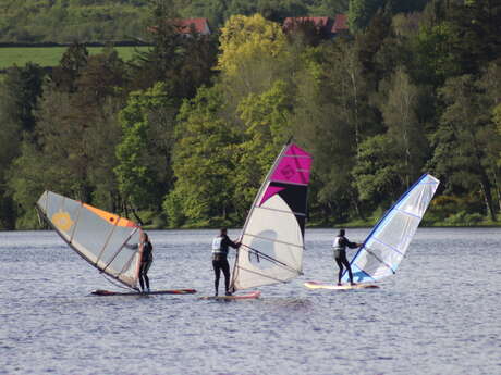 Planche à voile Lac des Settons - ACTIVITAL