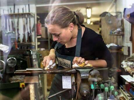 Visite de la coutellerie - armurerie James