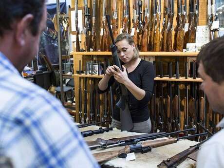 Visite de la coutellerie - Armurerie James