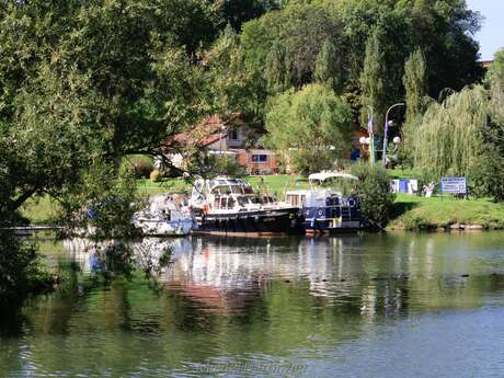 Le petit port de Fouchécourt