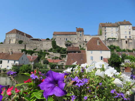 Aire de camping-cars (flot bleu)