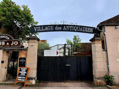 Village des Antiquaires