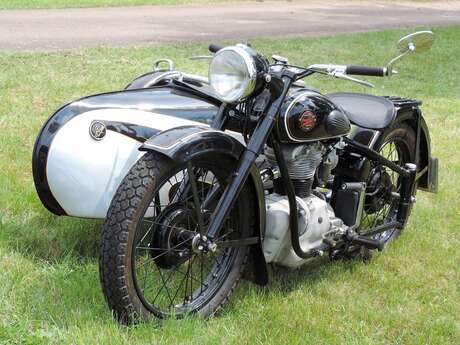 Baptême en véhicules à moteur et exposition