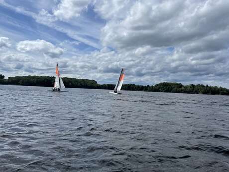 Stage de voile - morvan-Lac des Settons - ACTIVITAL