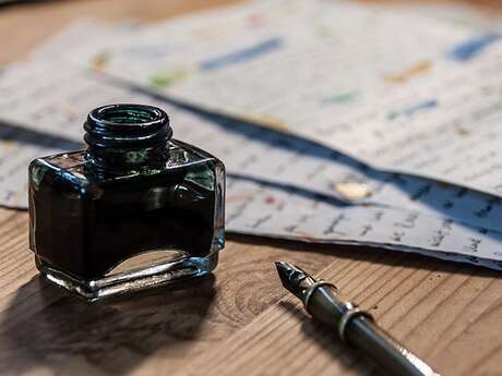 Atelier découverte encre de Chine et plume de verre