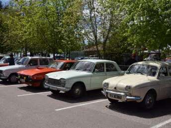 Bourse d'échange de pièces automobiles