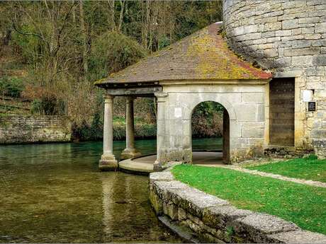Balade à vélo - Lavoirs et églises en Chablisien