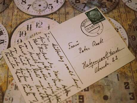 Atelier enfants (5-7 ans) cartes postales et cachet de cire