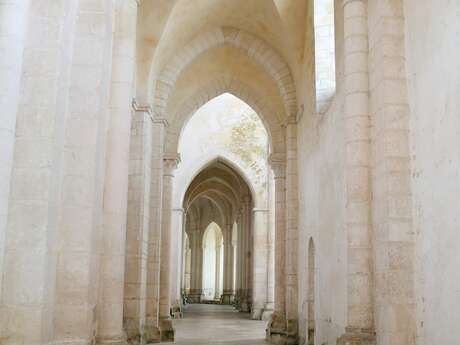 Eglise abbatiale de Pontigny