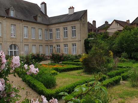 Museum d'Histoire Naturelle Jacques de La Comble