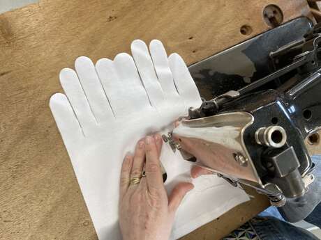 Gant Maille : Visite guidée d'une des dernières ganteries françaises