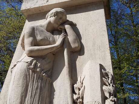 Monument passant arrête-toi