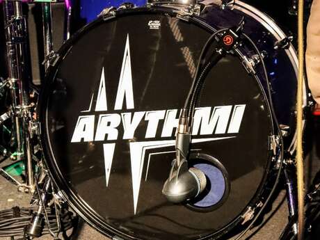 Scène d'Été au Centre Bourg : Arythmi Music Band