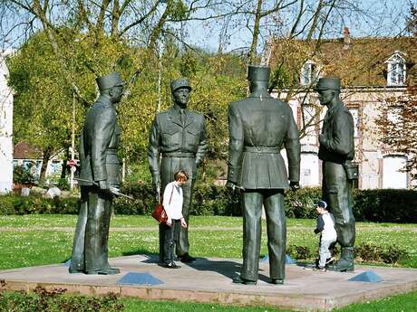 L'art en balade, parcours urbain - La sculpture dans l'espace public à Beauvais